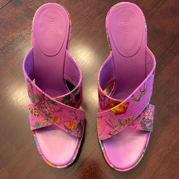 Gucci Shoes - GORGEOUS Gucci Purple Flora Cyclamin Cross Sandals